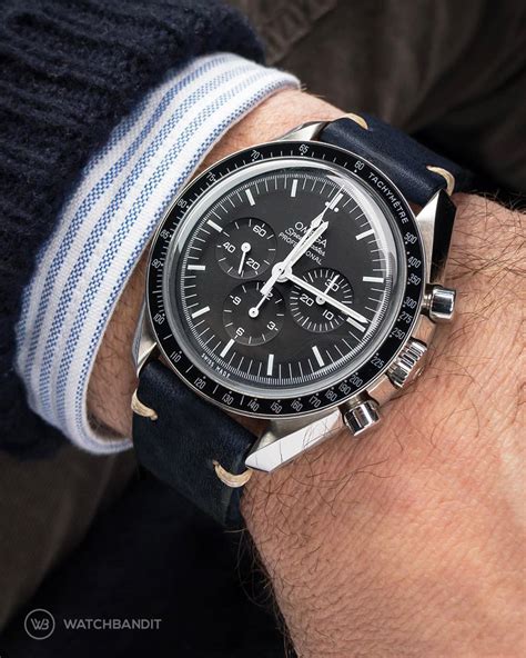 how to change omega speedmaster strap|omega speedmaster with leather strap.